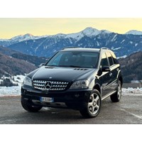 Mercedes ML 320 Geländewagen 4