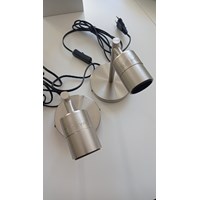 2 Neue Lampen je 15 € 3