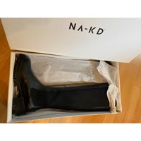 Neue NA-KD Lederstiefel 40 2